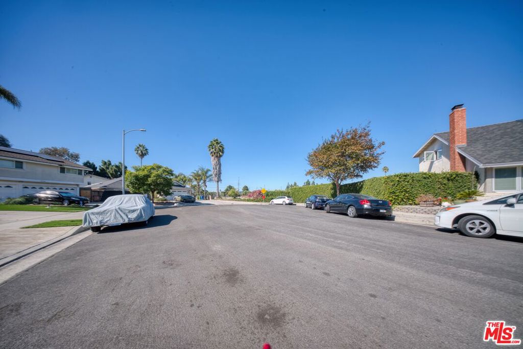 MLS #25623091 image #24