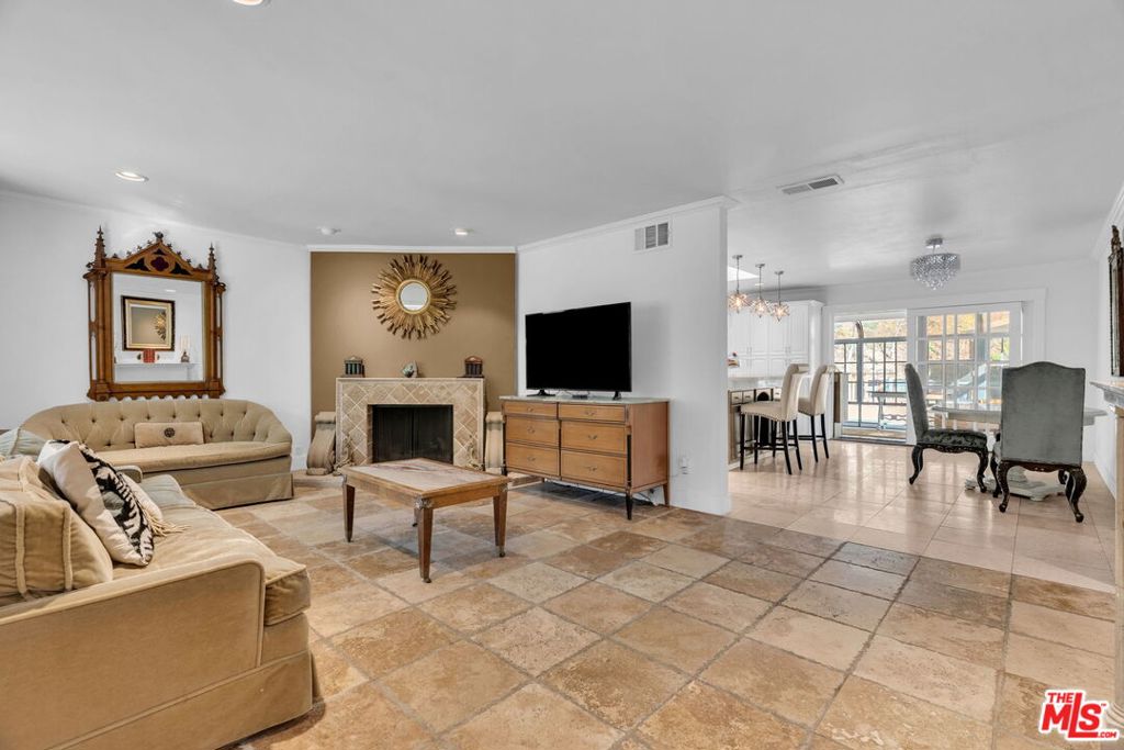 MLS #25623497 image #10