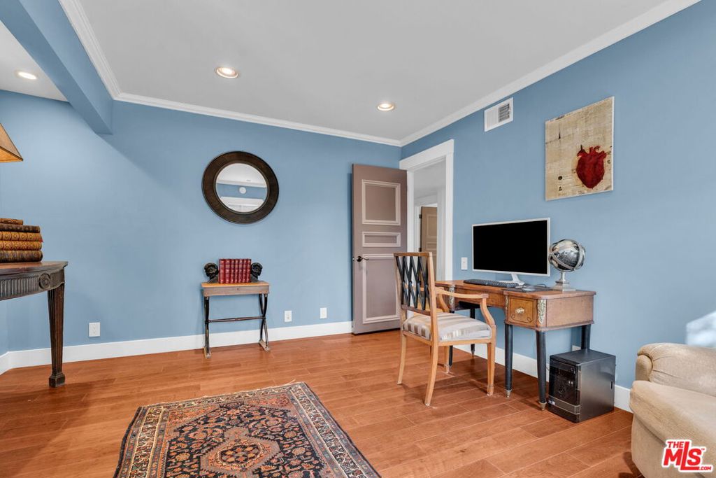 MLS #25623497 image #24