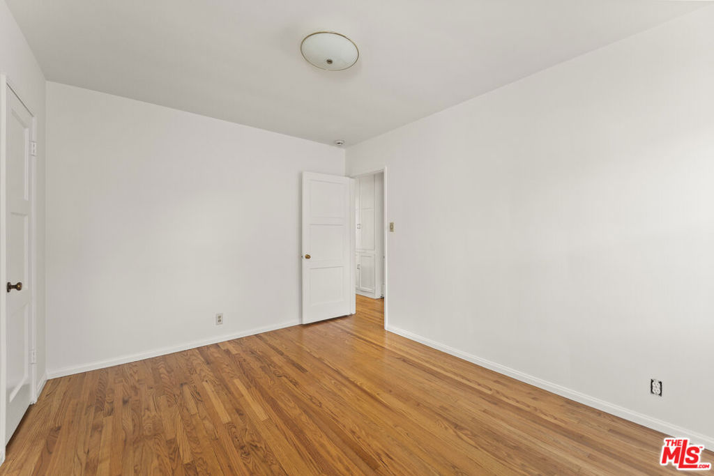 MLS #25623597 image #14