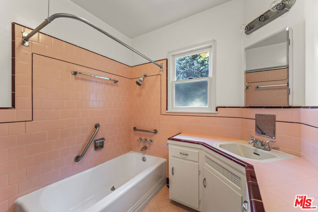 MLS #25623597 image #17