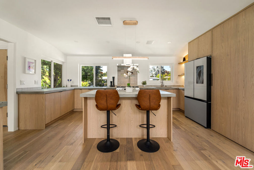 MLS #25623703 image #16