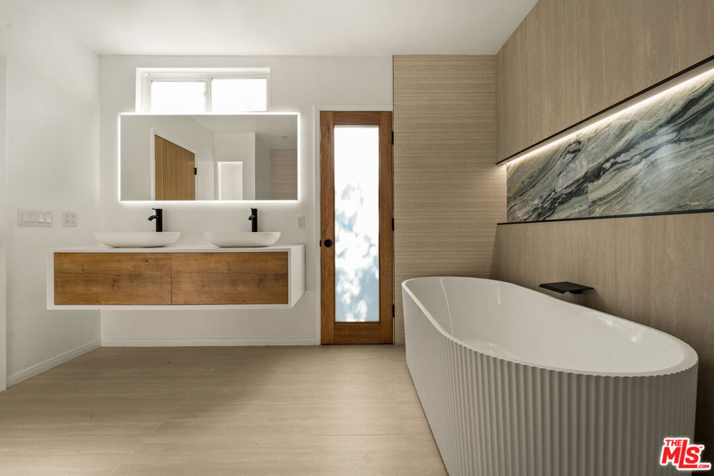 MLS #25623703 image #21