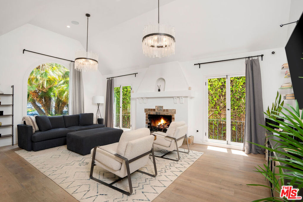 MLS #25623743 image #1