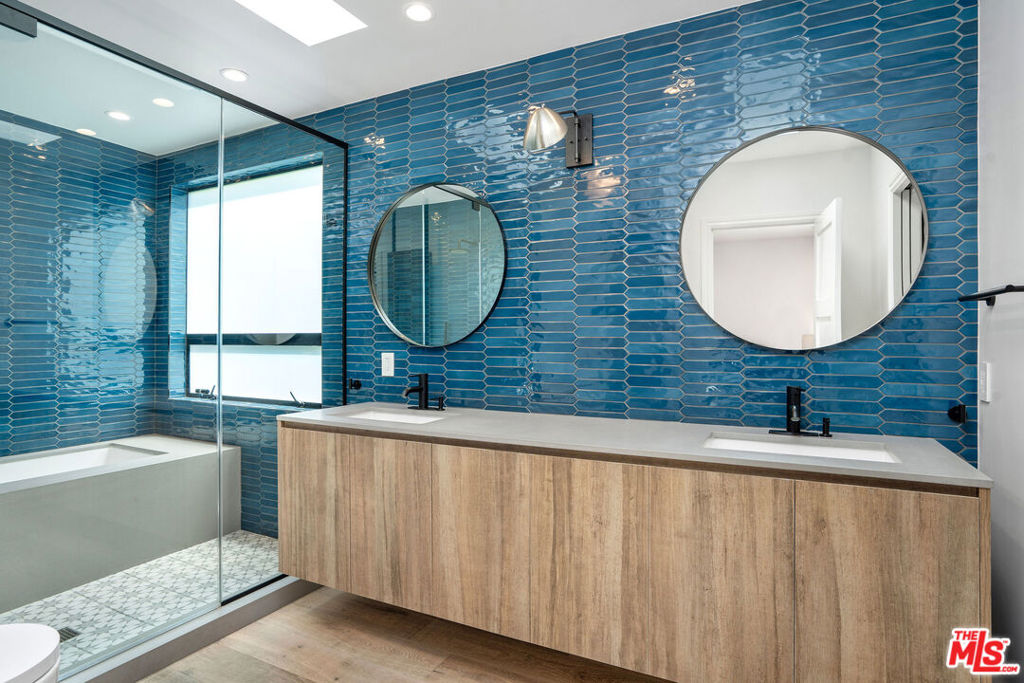 MLS #25623743 image #16