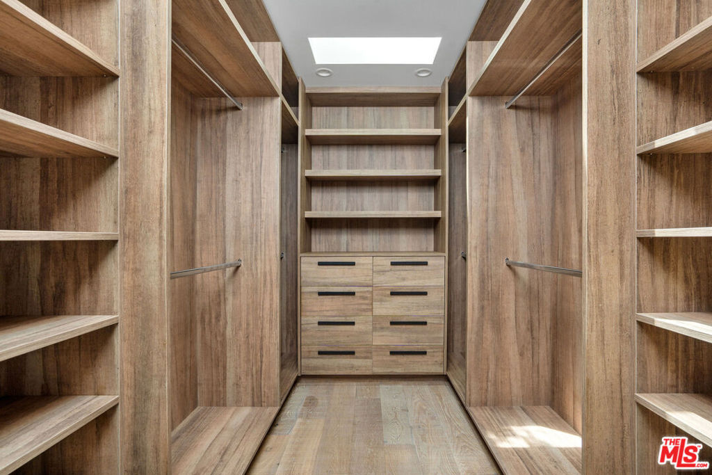 MLS #25623743 image #18