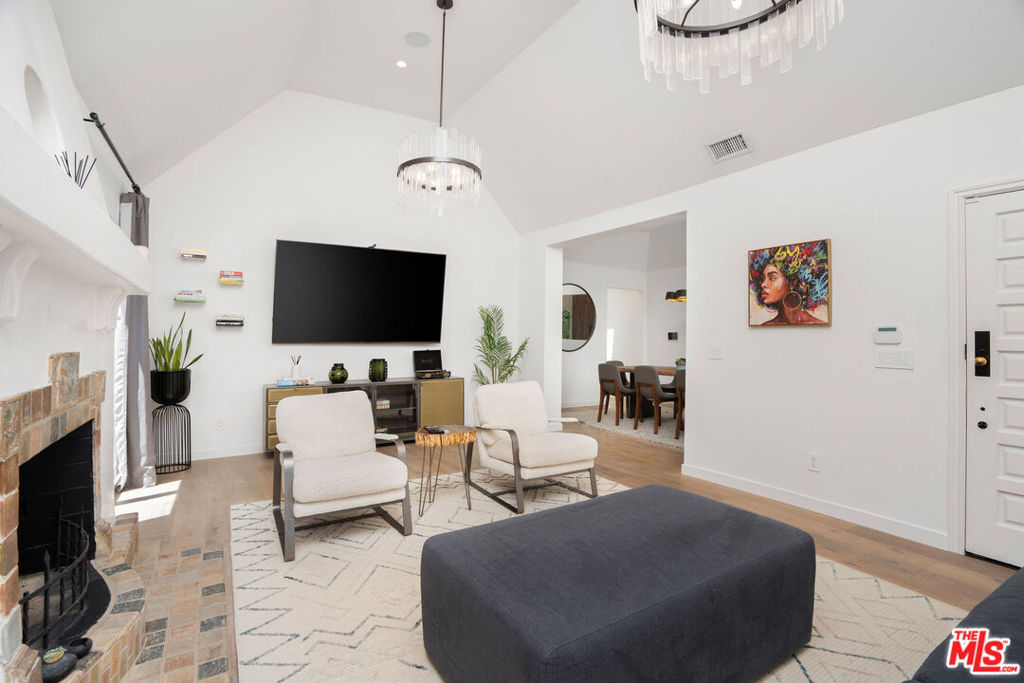 MLS #25623743 image #2