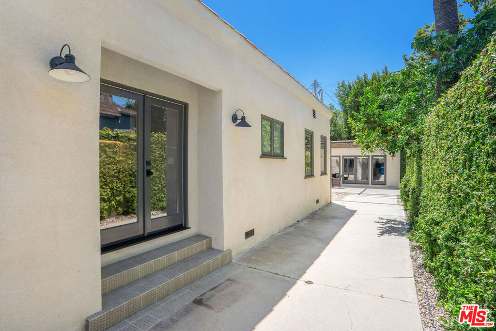 MLS #25623743 image #24