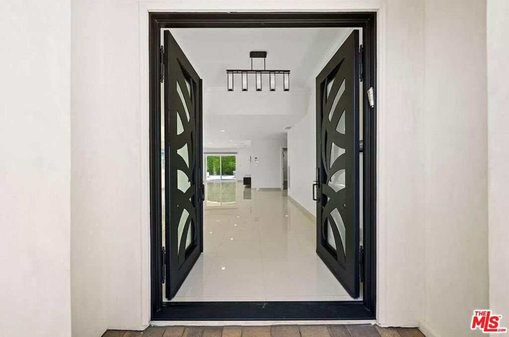 MLS #25623759 image #3