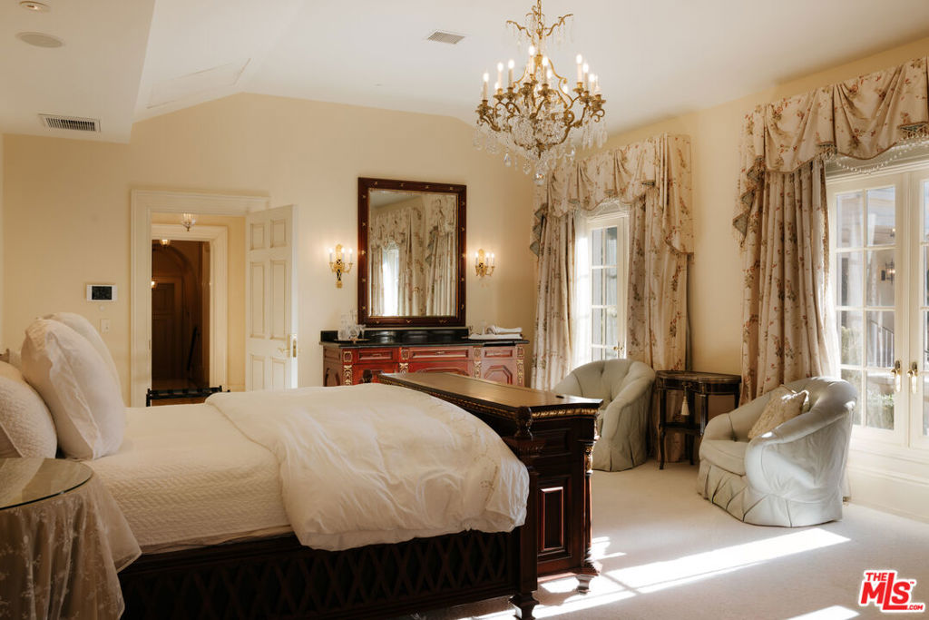 MLS #25624099 image #19