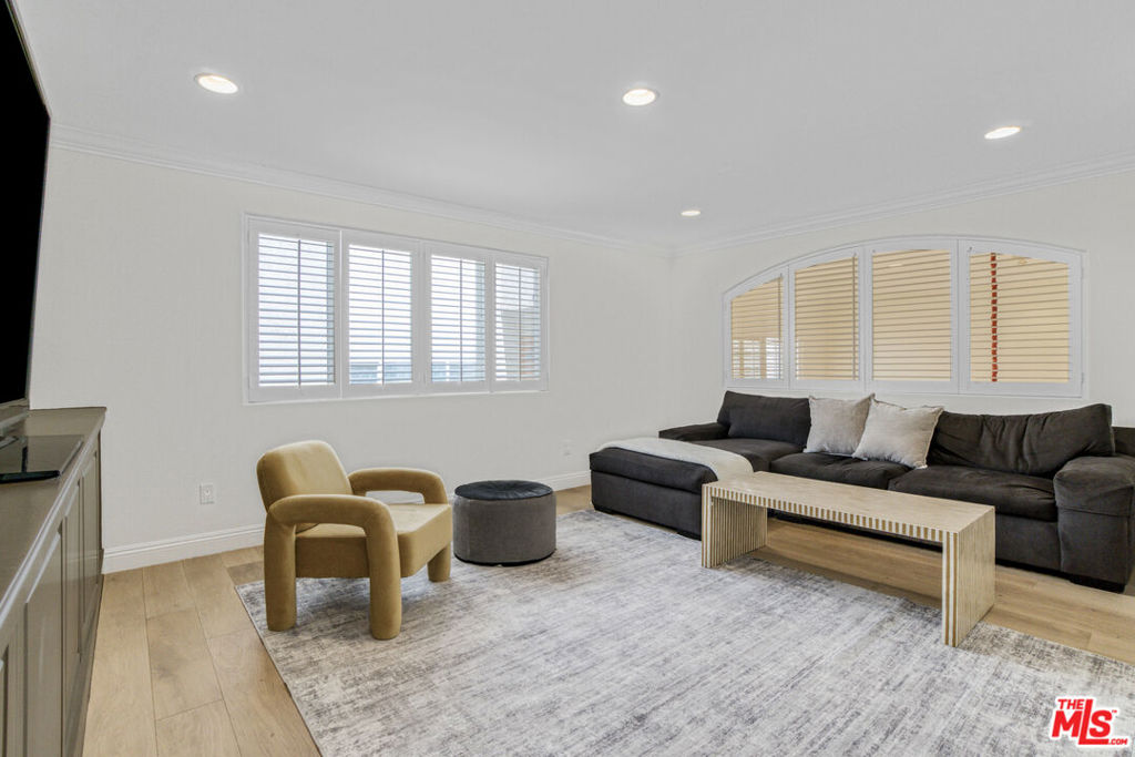 MLS #25624111 image #11