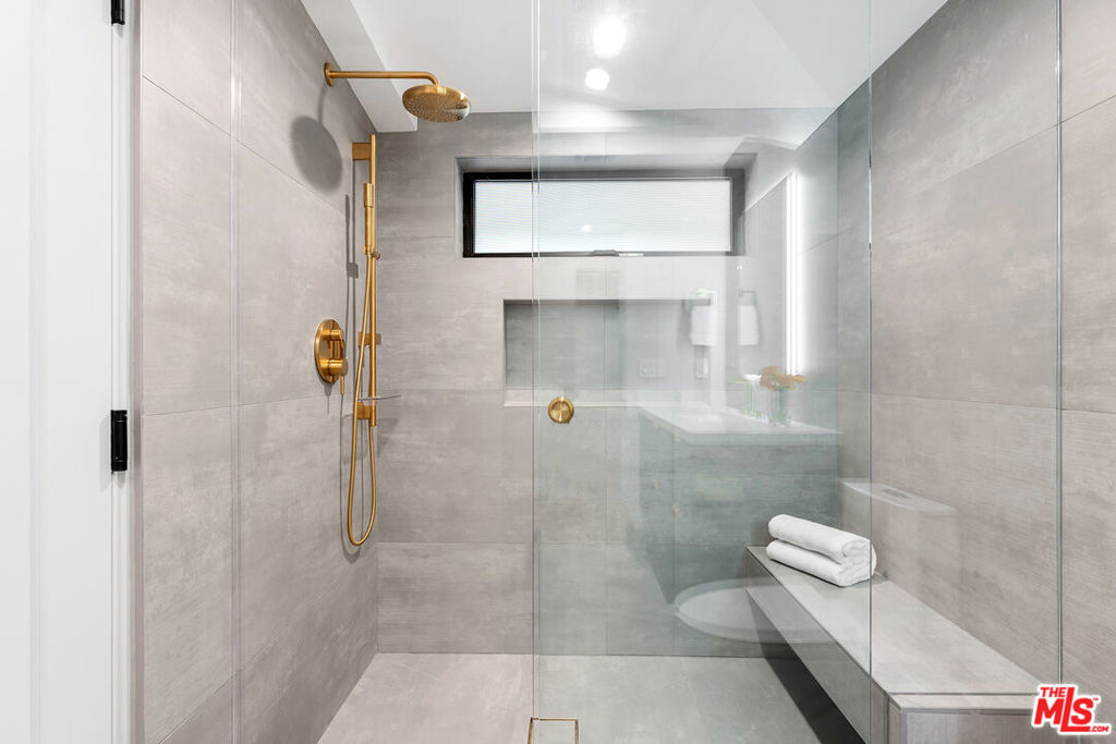 MLS #25624371 image #33