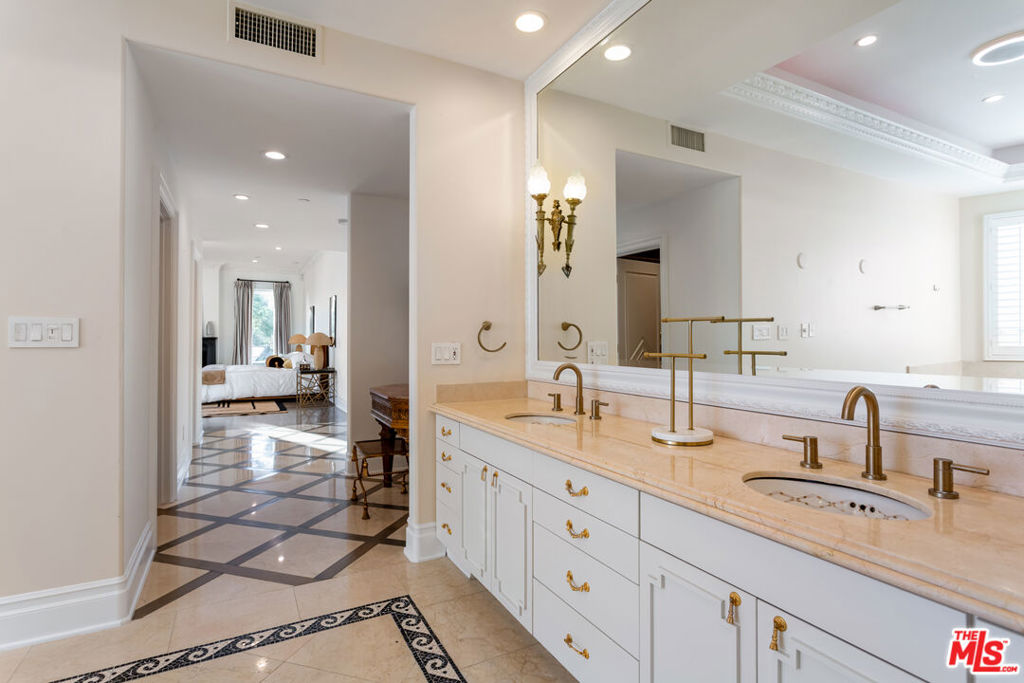 MLS #25624391 image #33