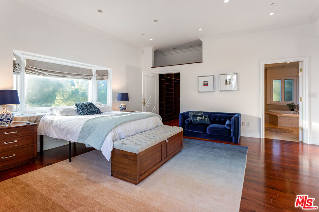 MLS #25624391 image #46