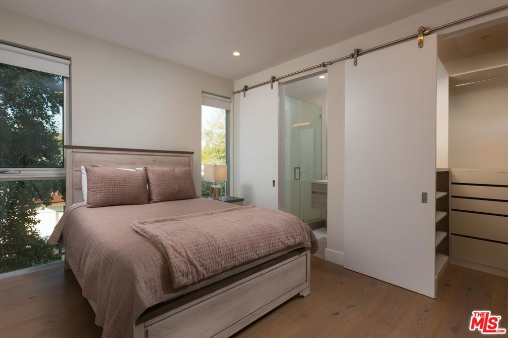 MLS #25624427 image #24