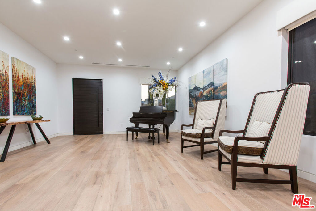 MLS #25624431 image #10