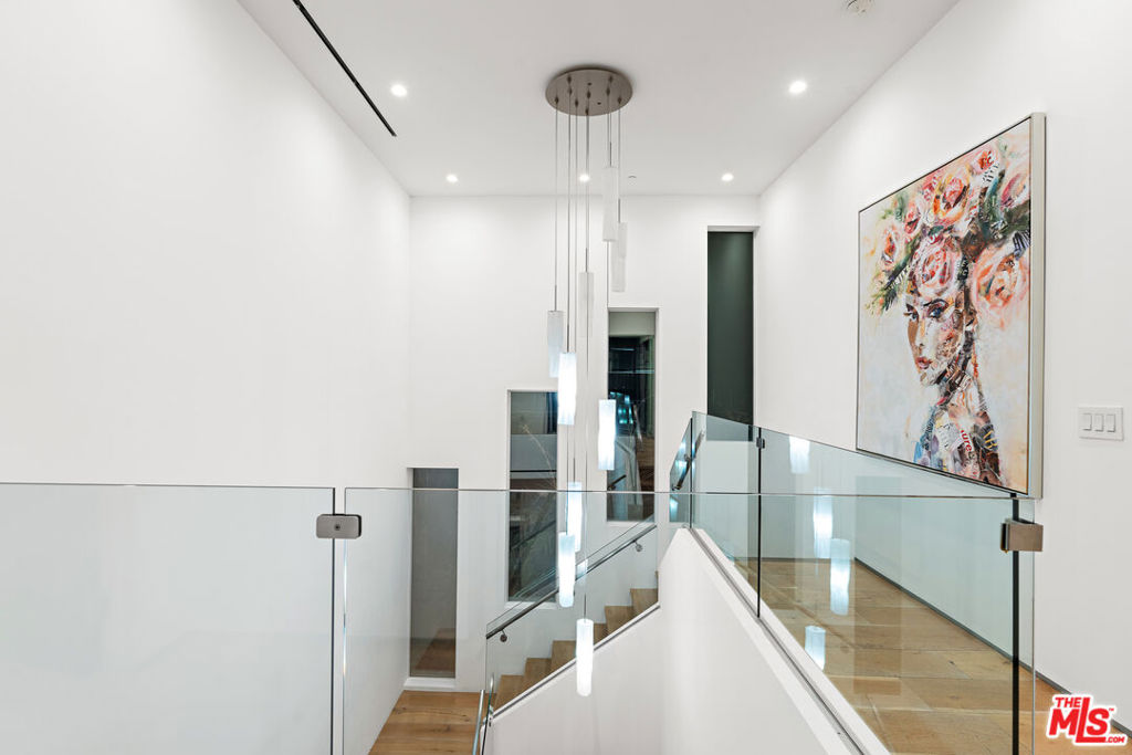 MLS #25624433 image #17