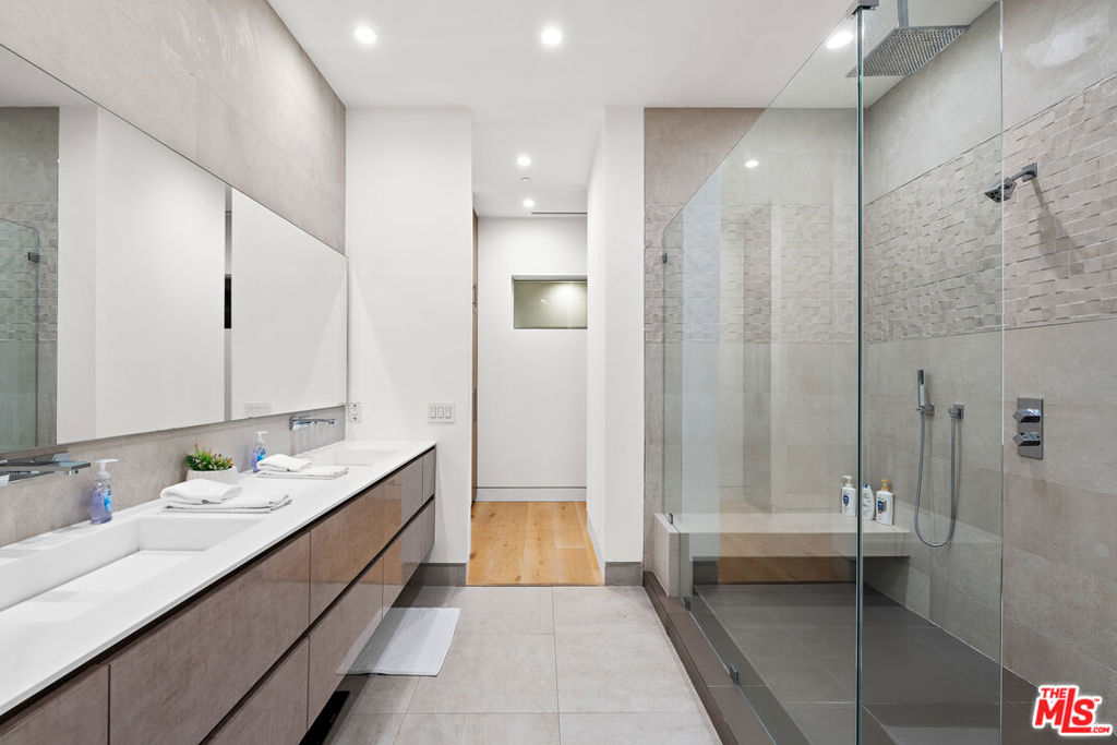 MLS #25624433 image #22