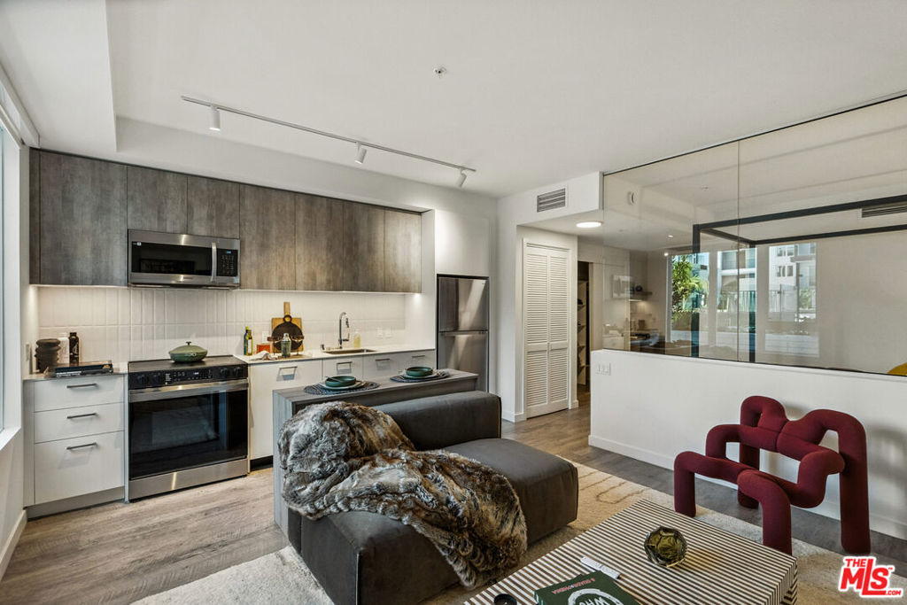 MLS #25624443 image #21