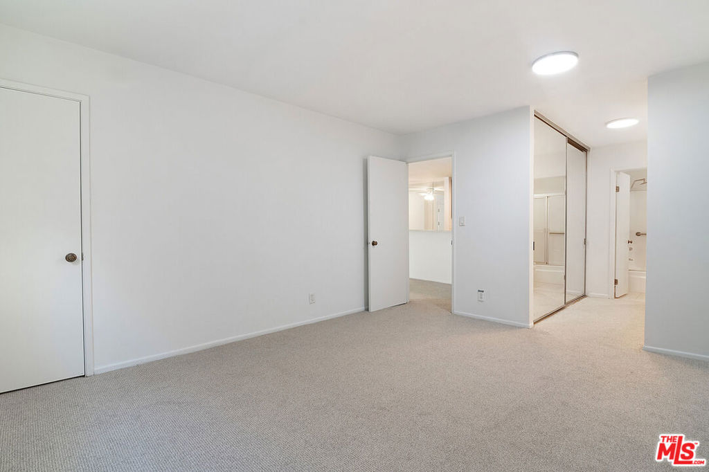 MLS #25624455 image #23