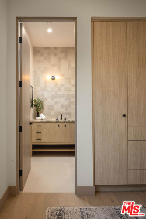 MLS #25624777 image #17