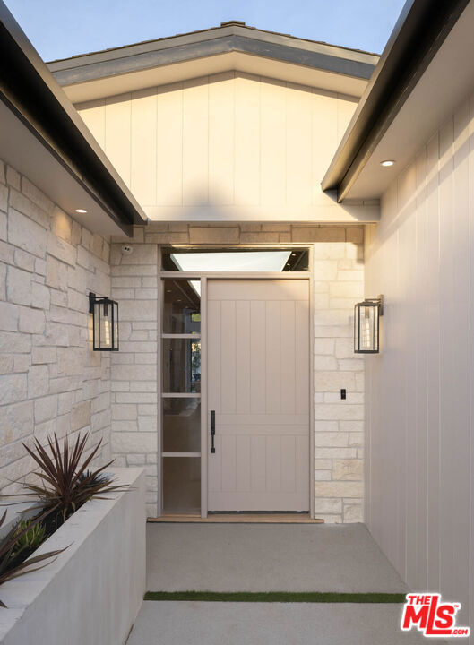 MLS #25624777 image #2