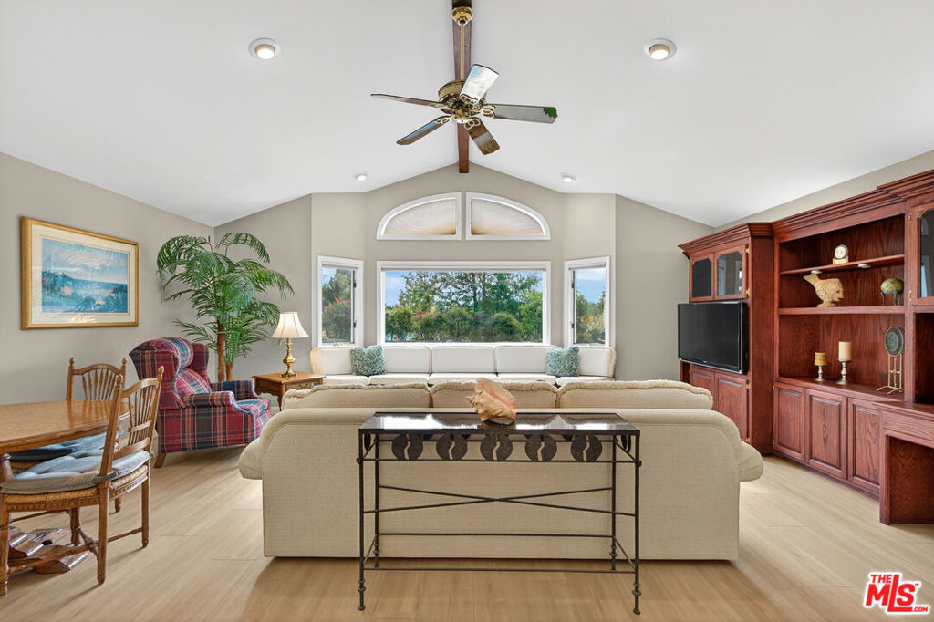 MLS #25624871 image #3