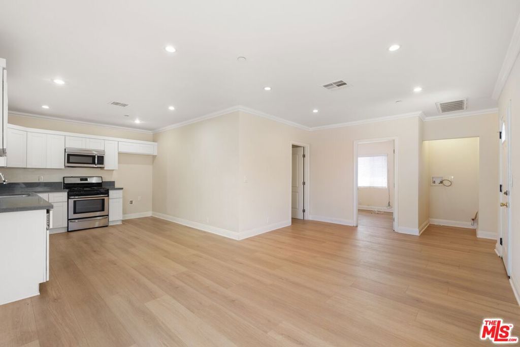 MLS #25625007 image #24