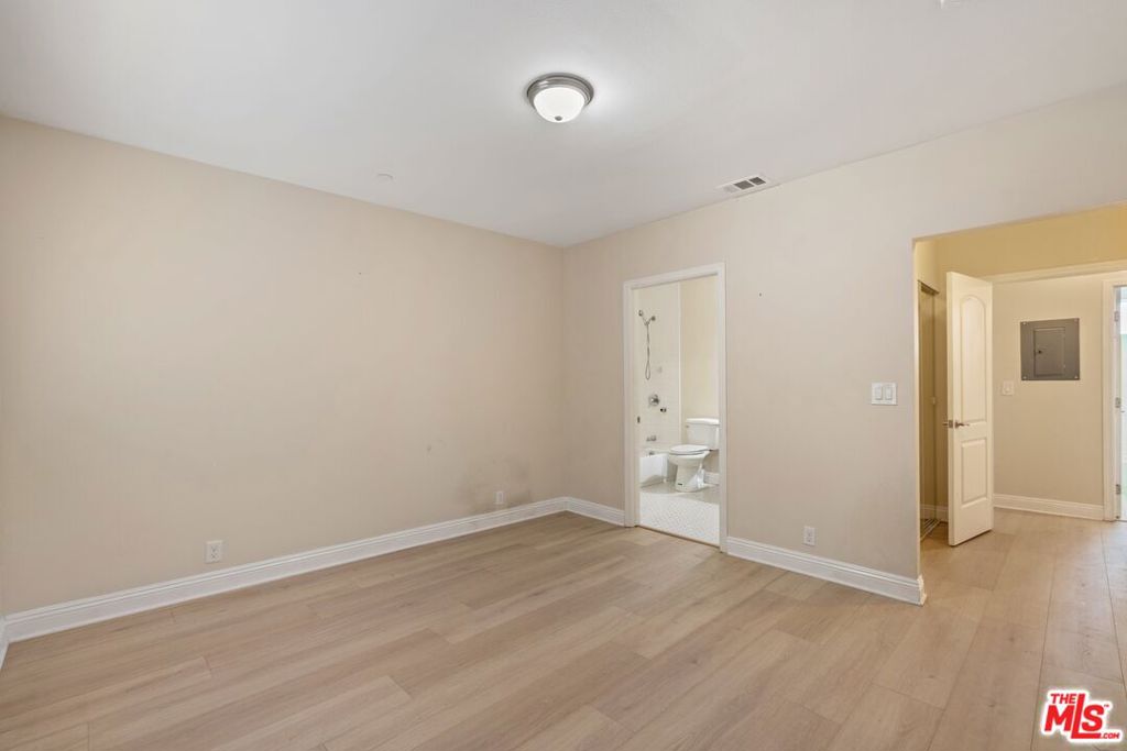 MLS #25625007 image #28