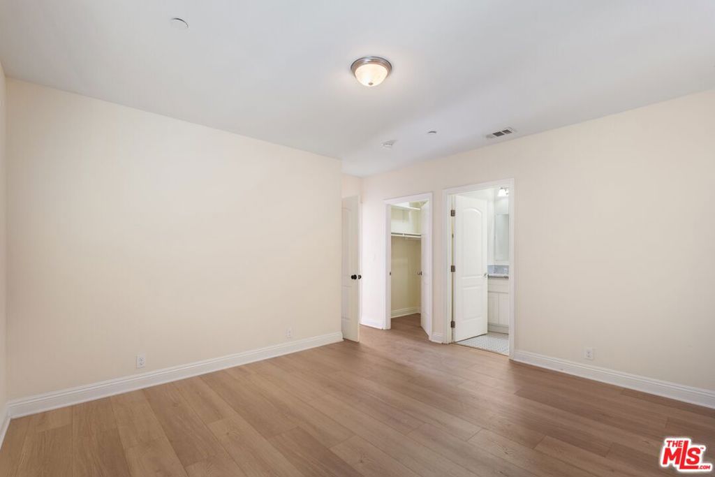 MLS #25625007 image #30