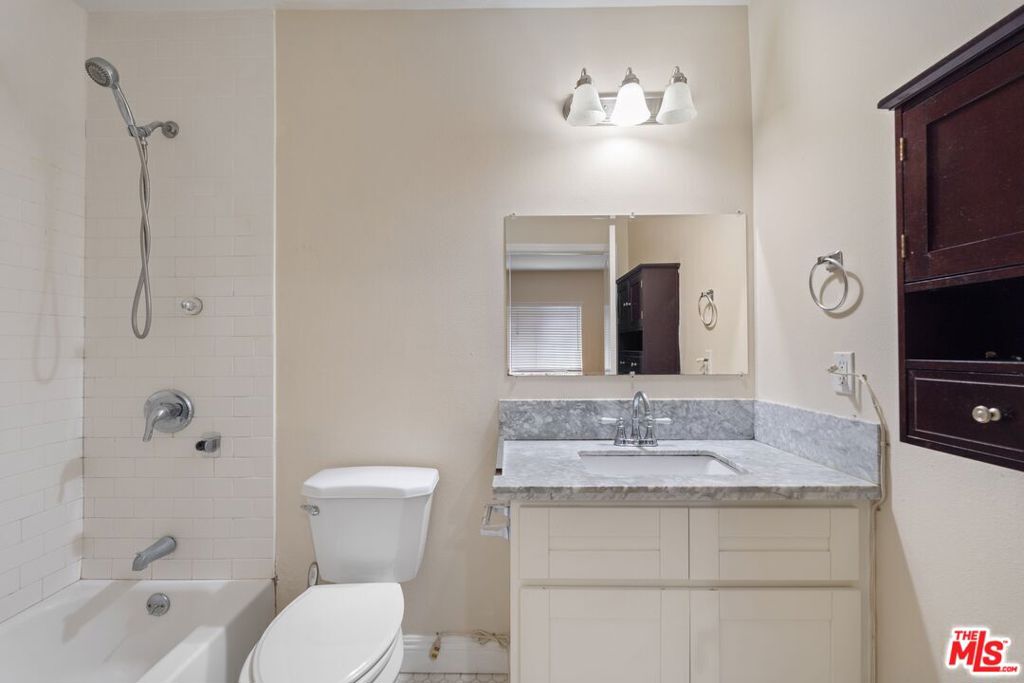 MLS #25625007 image #33