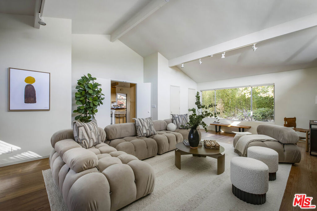 MLS #25625141 image #32