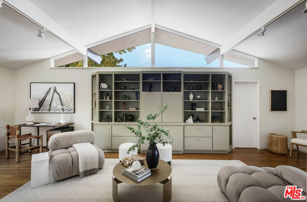 MLS #25625141 image #33