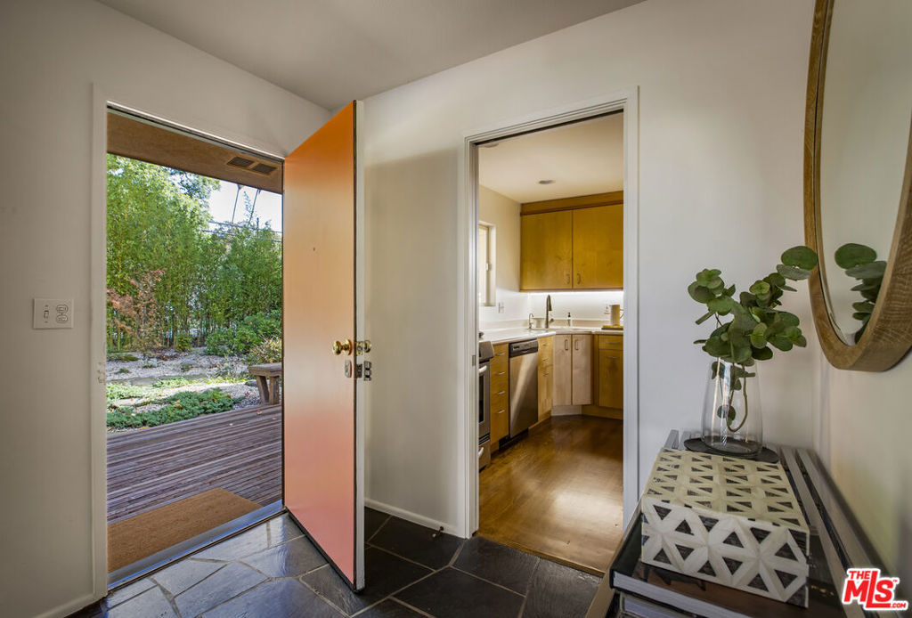 MLS #25625141 image #9