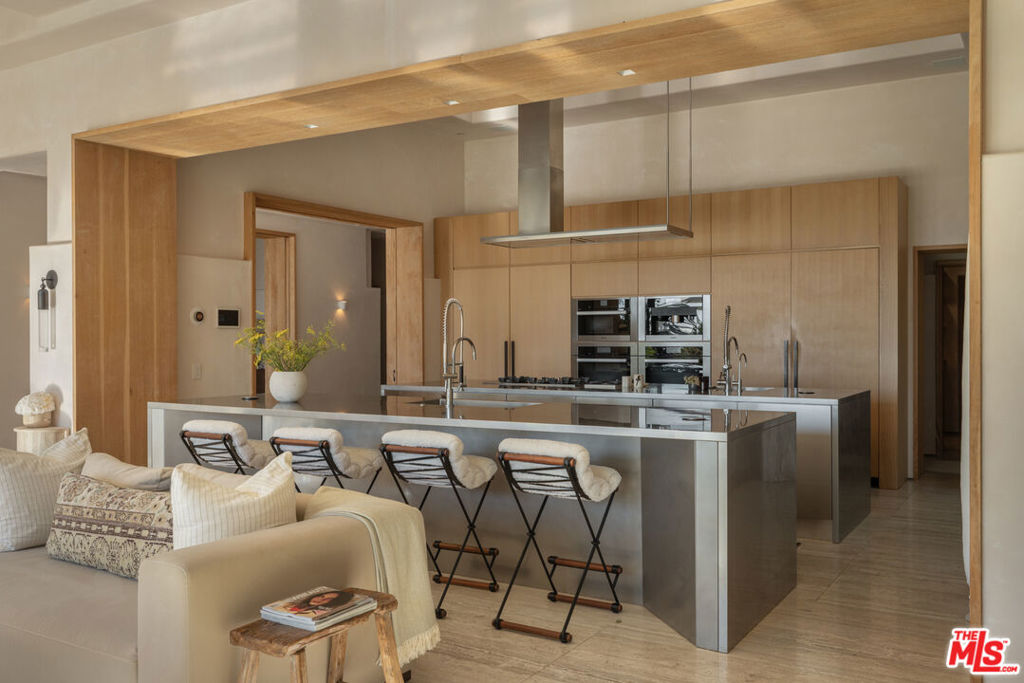 MLS #25625331 image #10