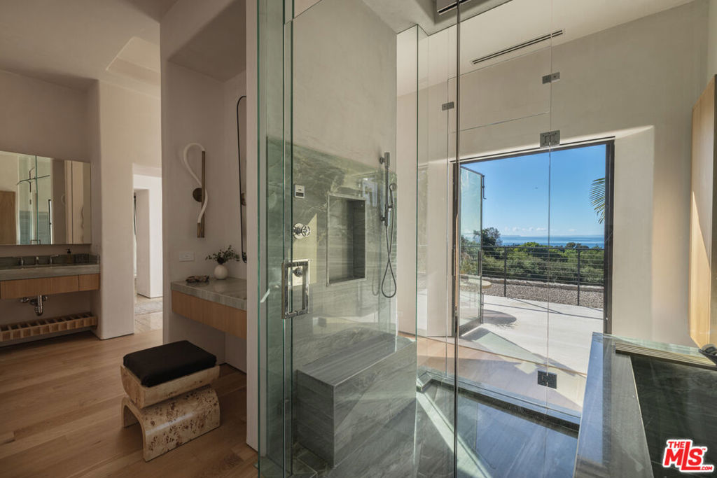 MLS #25625331 image #25