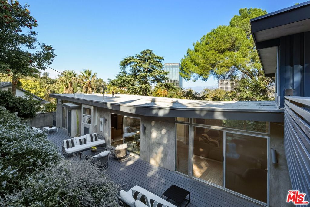 MLS #25625391 image #13