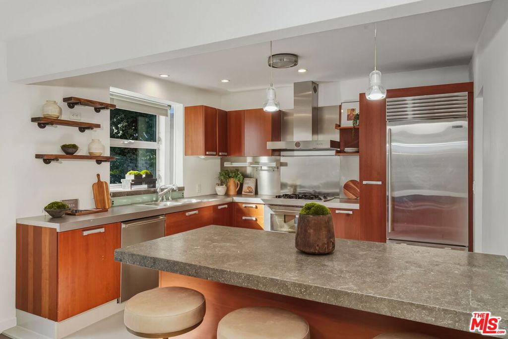 MLS #25625391 image #14