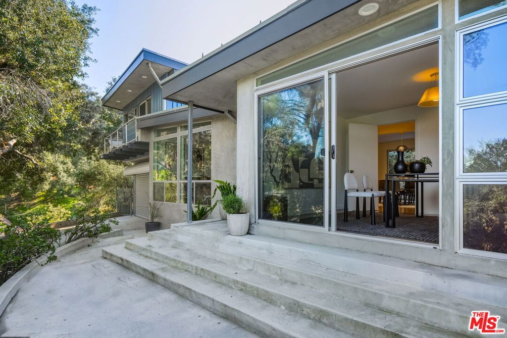 MLS #25625391 image #21