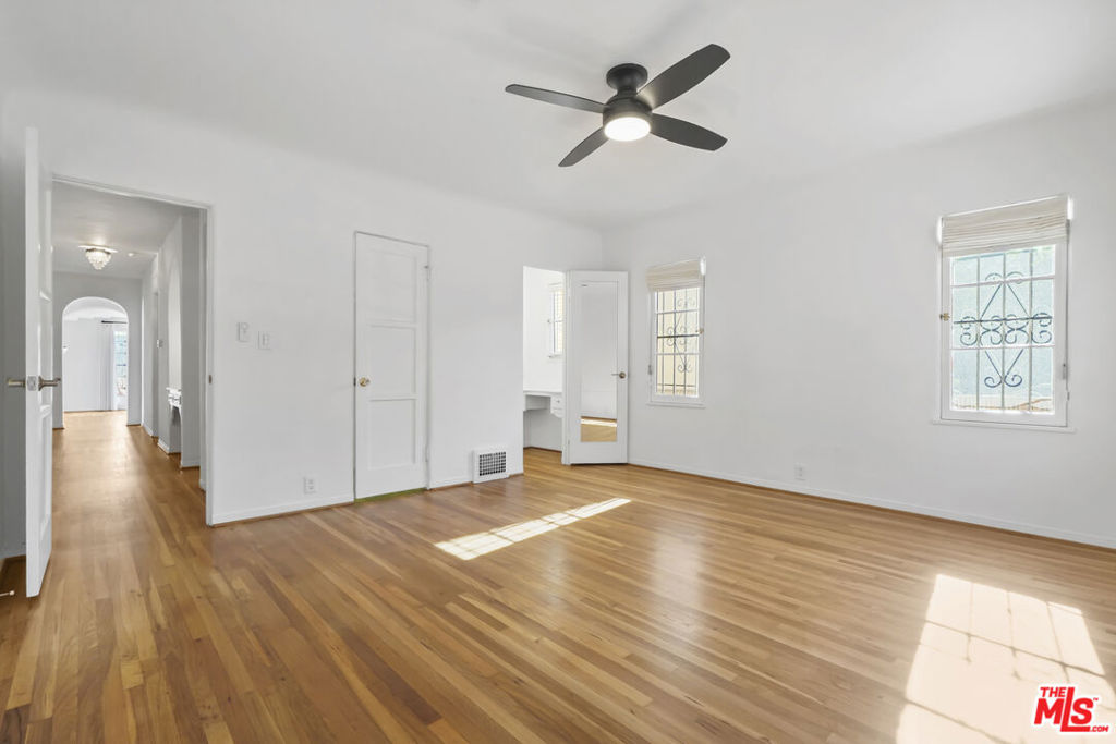 MLS #25625393 image #28