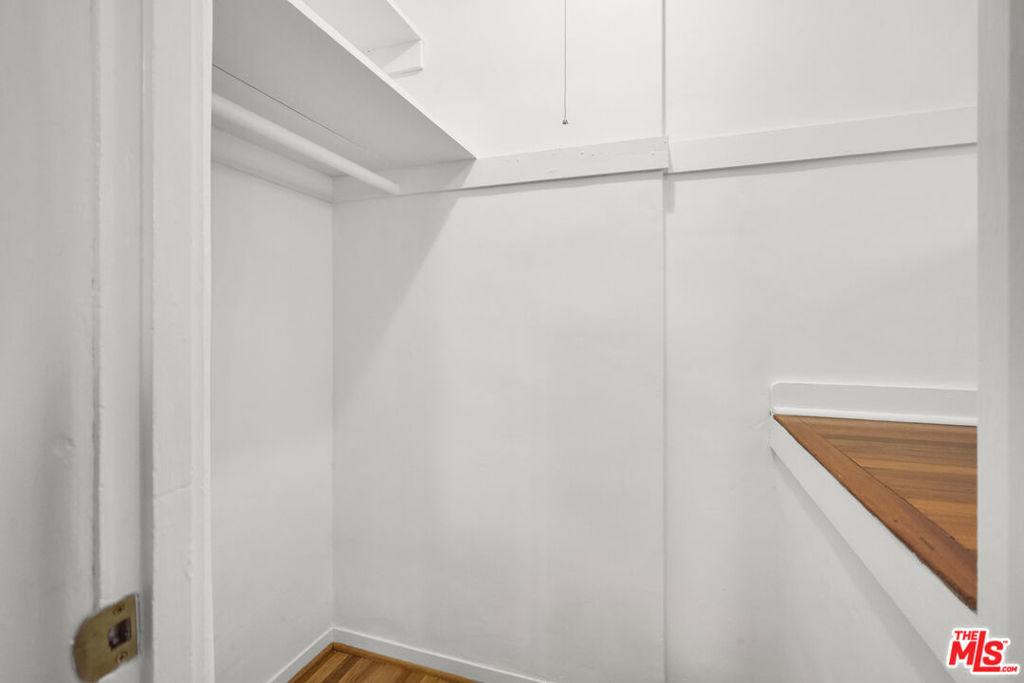 MLS #25625393 image #35