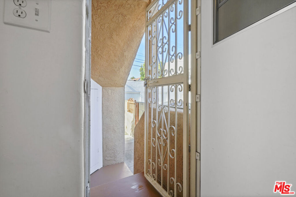 MLS #25625393 image #38