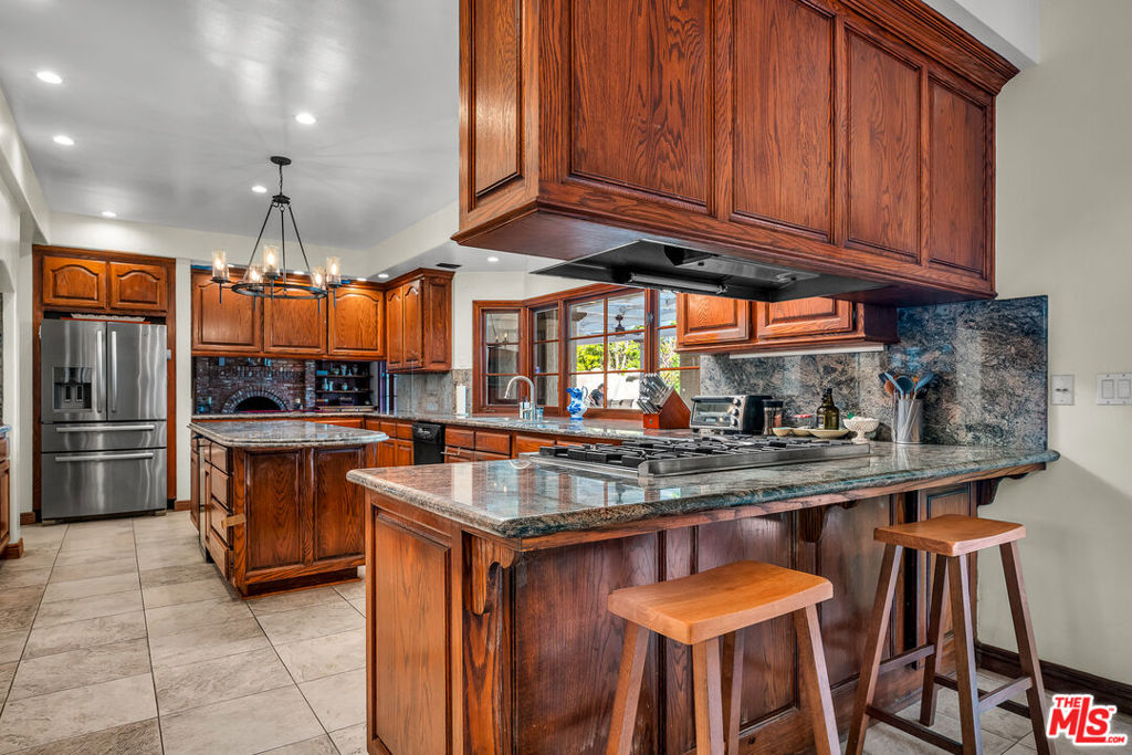 MLS #25625453 image #10