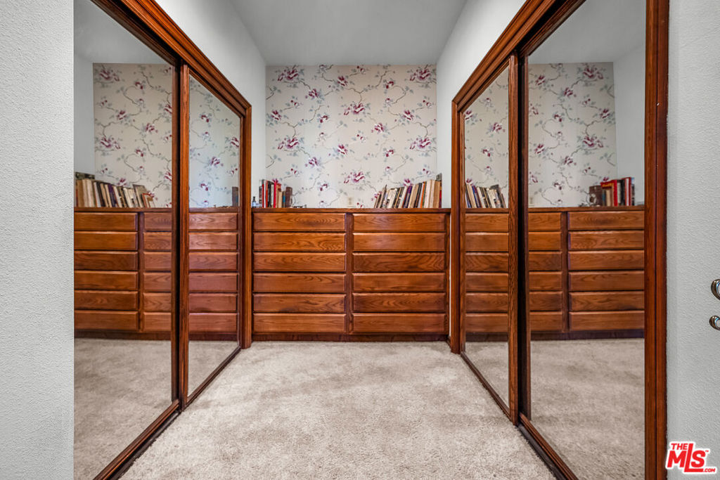 MLS #25625453 image #20