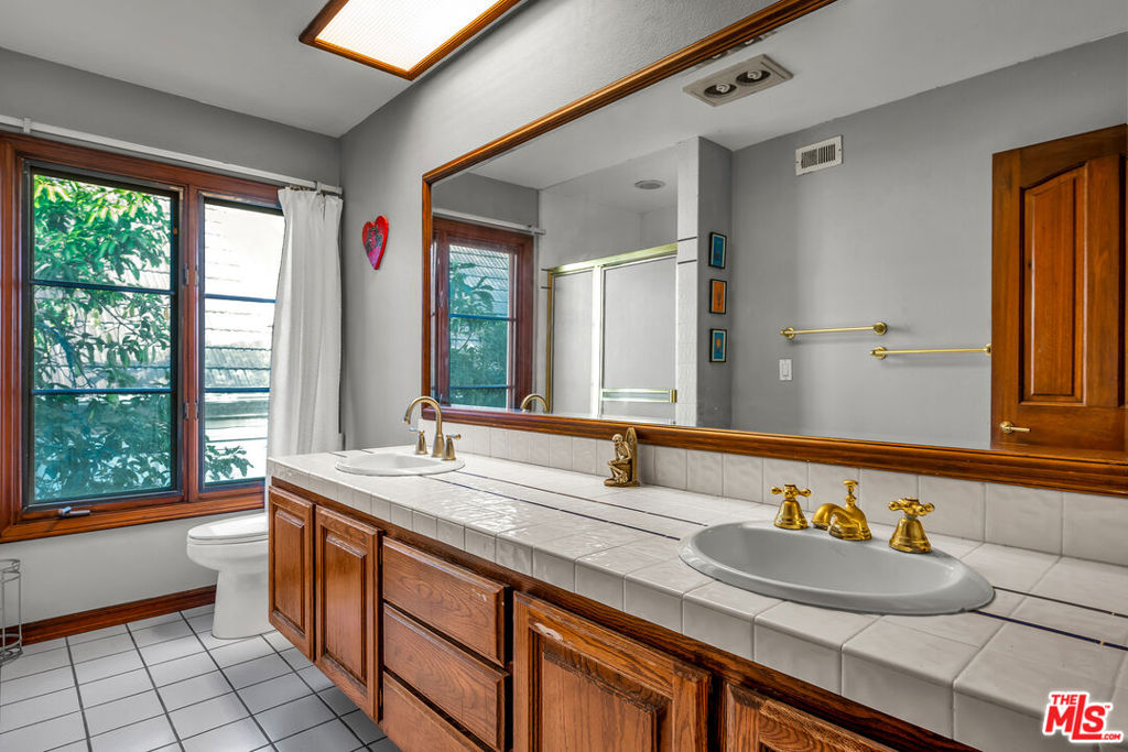 MLS #25625453 image #23