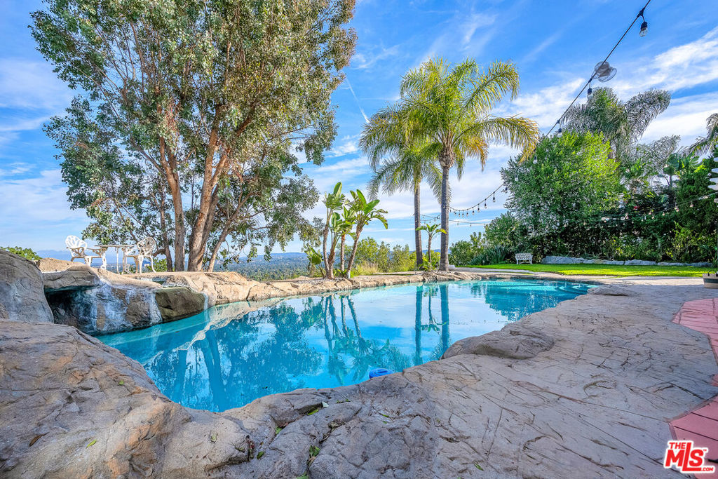 MLS #25625453 image #29