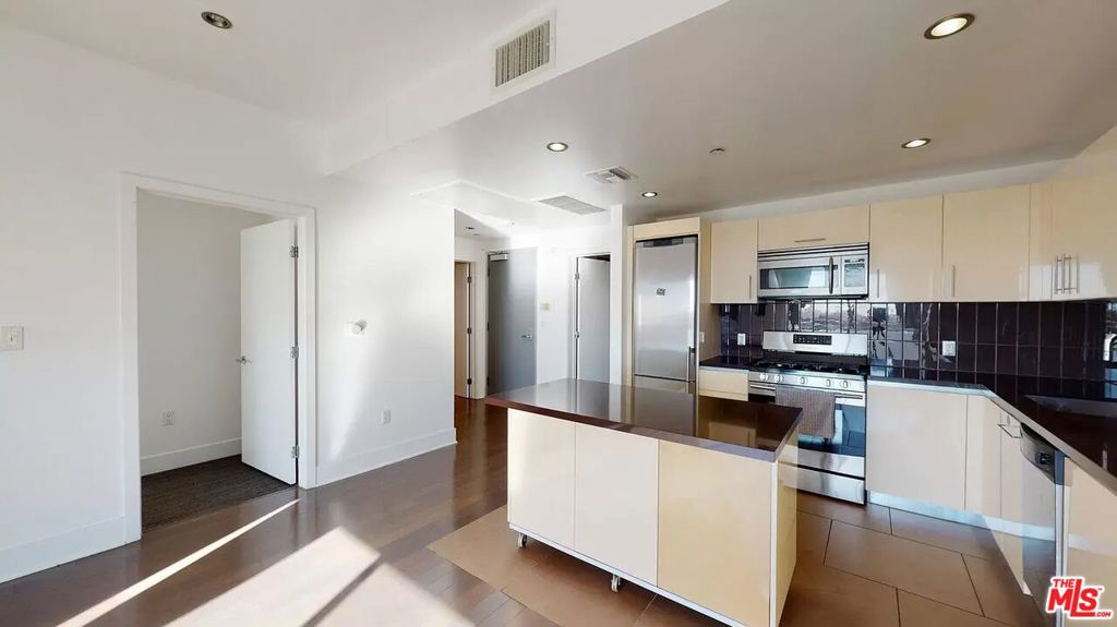 MLS #25625487 image #11