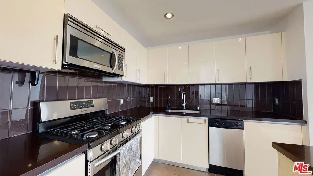 MLS #25625487 image #12