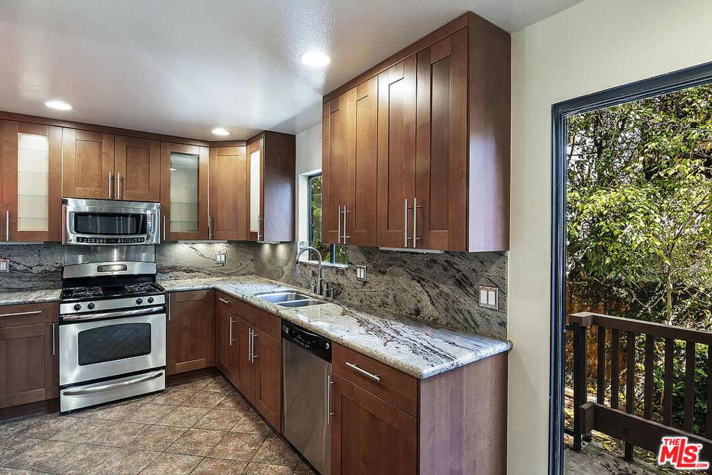 MLS #25625917 image #11