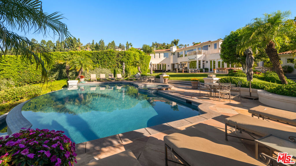 MLS #25626001 image #2